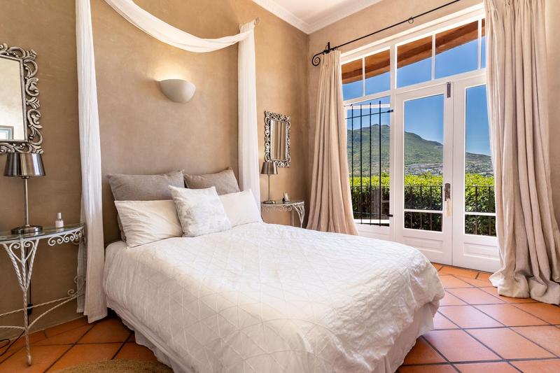 6 Bedroom Property for Sale in Hanging Meadows Western Cape